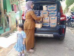 Takziah Ibu Kepala Desa Cipeundeuy Sebagai Bentuk Kepedulian Terhadap Warganya