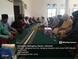 PEMDES Cipeundeuy Menghadiri Acara Resepsi Pernikahan Warga di kampung Cikadu