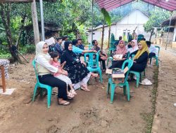 Kepala Desa dan Perangkat Desa Cipeundeuy Melaksanakan Kegiatan Takziah Hari ke-7 di Kampung Cidangdang