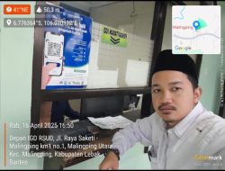 Sekretaris Desa Cipeundeuy Antar dan Jenguk Warga Kampung Cipinang ke RSUD Malingping