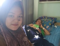 Kepala Desa Cipeundeuy Menjenguk Warga Kampung Kopi di RSUD Malingping