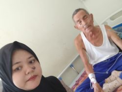 Kepala Desa Cipeundeuy Melaksanakan Kunjungan Silaturahmi kepada Warga Kampung Gintung yang Sedang Sakit Di RSUD Malingping