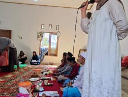 KEPALA DESA CIPEUNDEUY MENGHADIRI PENGAJIAN RUTIN IBU-IBU TINGKAT DESA DI KAMPUNG CILAJIM